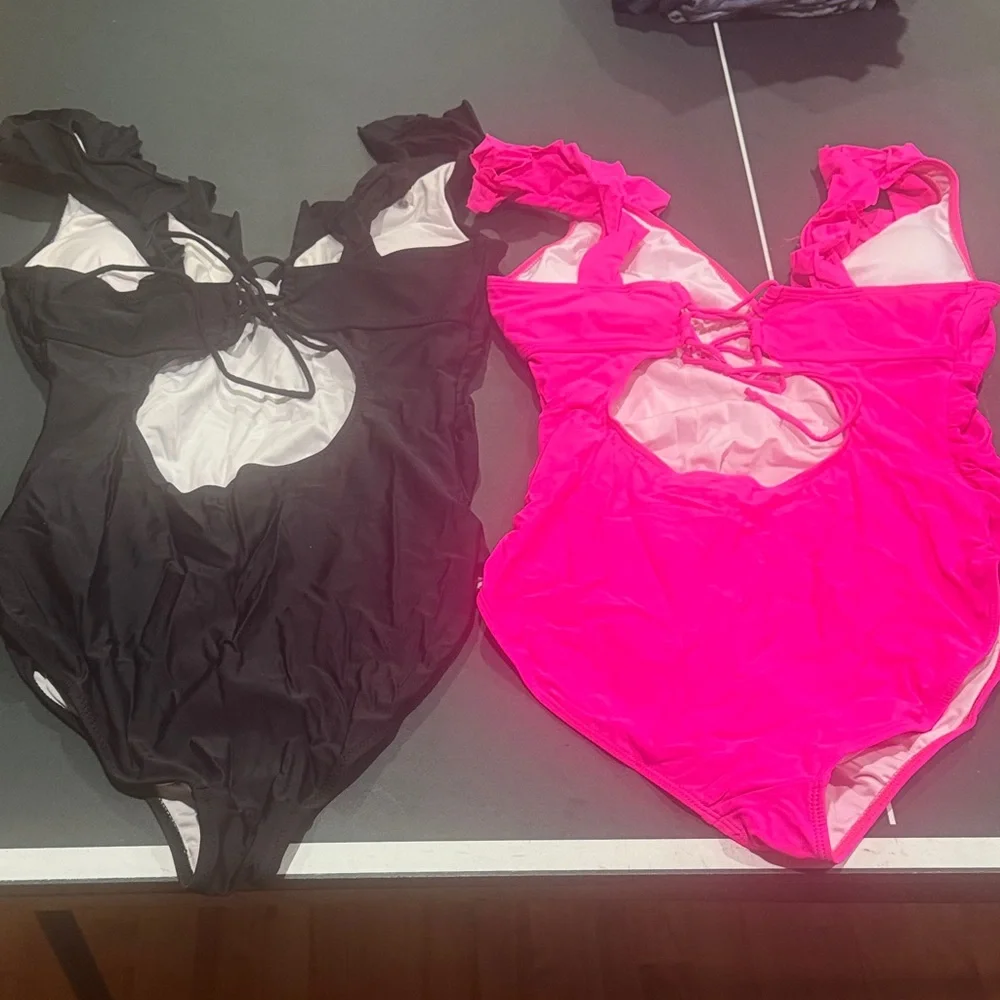 Vibrant Pink + Black Ruffled Maternity Swimsuit Bundle - Picture 3 of 3